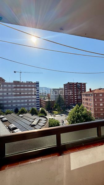 Foto b3baa914-3472-4c6d-be92-7993f6ce7c84. Pis a Cruces Barakaldo