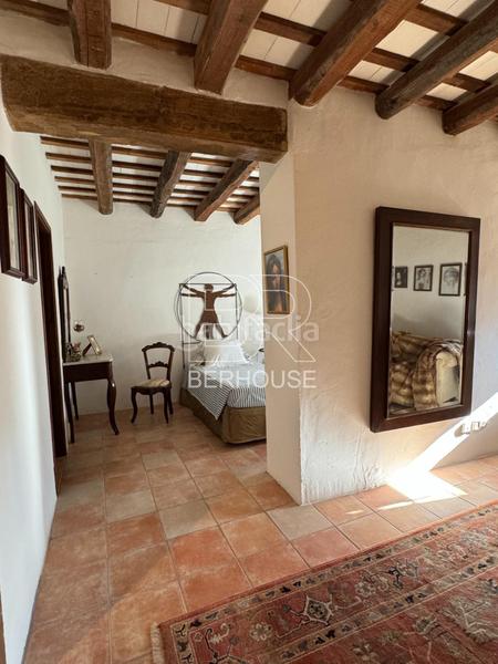 Foto e0d3018e-385a-4bd6-ab1d-59a020131a50. Masía  con mucho encanto, en Bordils