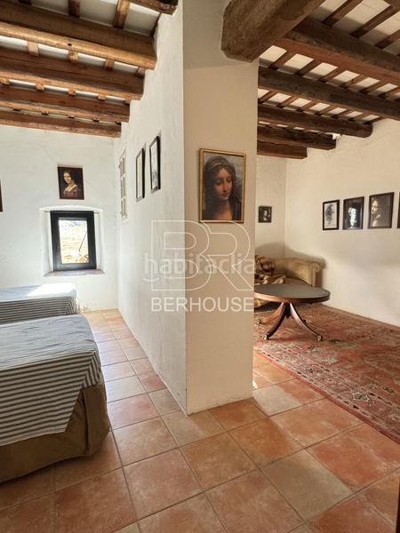 Foto f5aaa89f-7ebe-49d8-9e02-c86c3343bfaa. Masía  con mucho encanto, en Bordils
