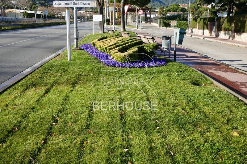 Foto 9bda3710-f1b2-42f2-b70b-daad5710a3c5. Terreny residencial a Cabrils