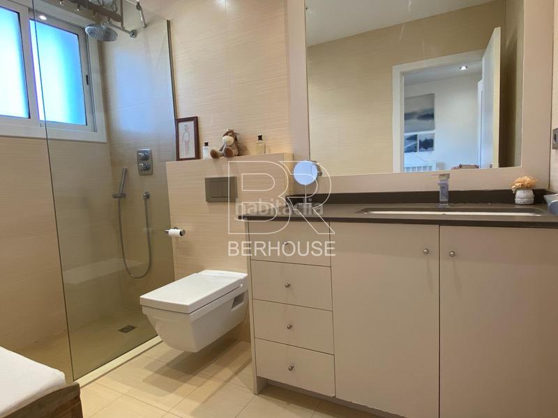 Foto 6041664a-ae22-4b8a-97a3-7c05eb8a1e8d. Chalet con riscaldamento parcheggio piscina in Califòrnia-Santa Madrona Masnou (El)