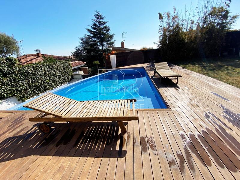Foto 77215d64-3f87-4e77-9dfc-b05cfeb7681c. Chalet con riscaldamento parcheggio piscina in Califòrnia-Santa Madrona Masnou (El)