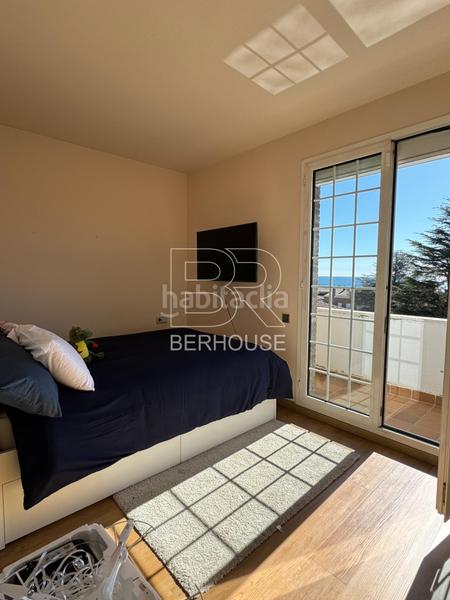 Foto a256333e-2809-4852-ab39-2b05bf8c23a3. Chalet con riscaldamento parcheggio piscina in Califòrnia-Santa Madrona Masnou (El)