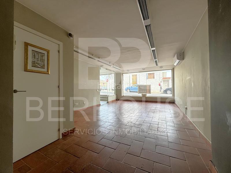 Foto 0638ac46-4db7-4f11-be3d-8e1fe52dfd70. Location local commercial dans Centre Masnou (El)