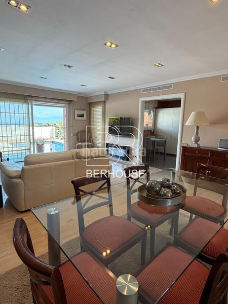 Foto 2a9cab13-f63d-45e0-89d9-ec599e649f34. Haus mit heizung parking pool in Teià