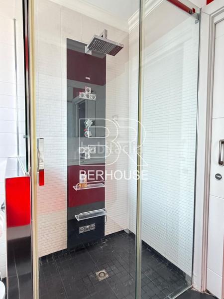 Foto 3da38e38-5757-48d3-b979-6d2789846c06. Haus mit heizung parking pool in Teià