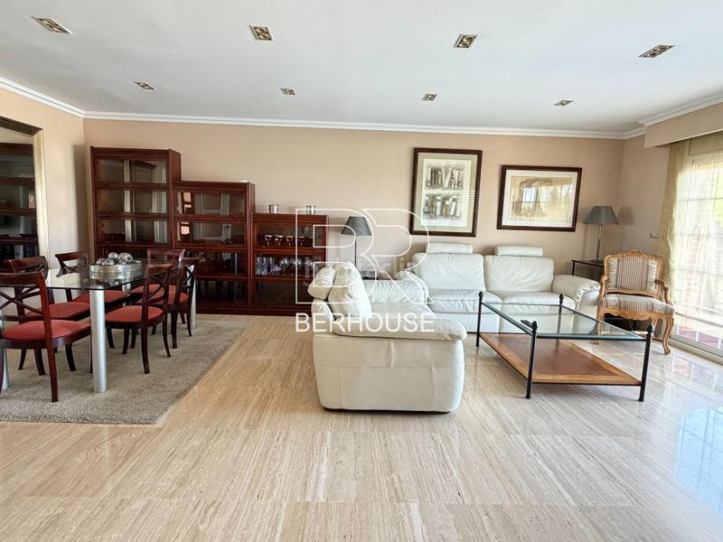 Foto 7e17660d-4450-4a04-b311-51edf13455c2. Haus mit heizung parking pool in Teià