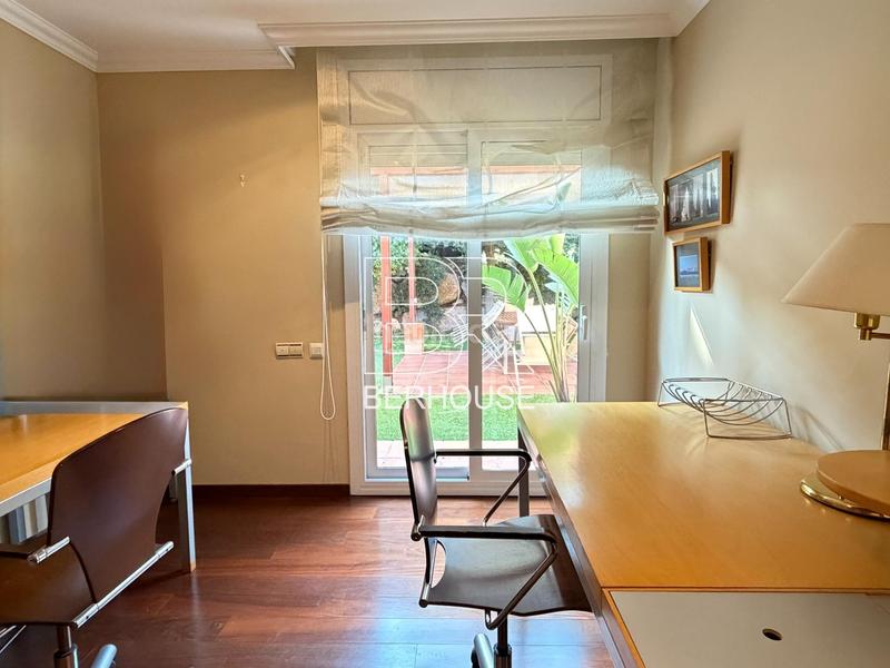 Foto a9d97879-238d-4d6c-a7f1-7ad637e06315. Haus mit heizung parking pool in Teià