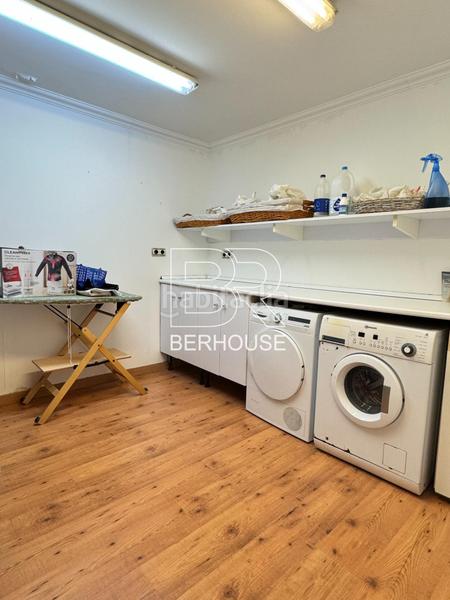 Foto e1976255-29b8-487c-9237-93af89c0264f. Haus mit heizung parking pool in Teià