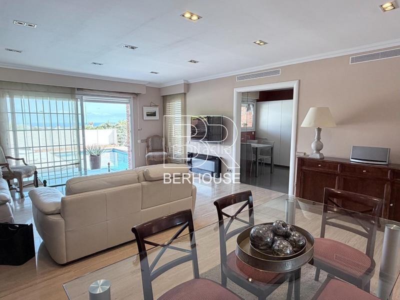 Foto f730752d-0801-4417-9b8a-751655953968. Casa amb calefacció aparcament piscina a Teià
