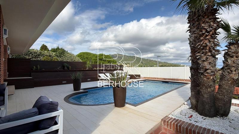 Foto fa698635-7874-4de7-992f-5eed8a8540c6. Casa amb calefacció aparcament piscina a Teià