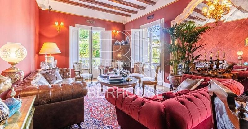 Foto 38688d72-acd5-4bc3-8609-2f0d78b69928. Xalet amb aparcament a Tiana