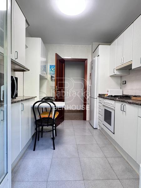 Foto 15fb3b82-9528-4451-88f8-c6bba69ad87f. Appartamento con parcheggio in Progrés - Pep Ventura Badalona