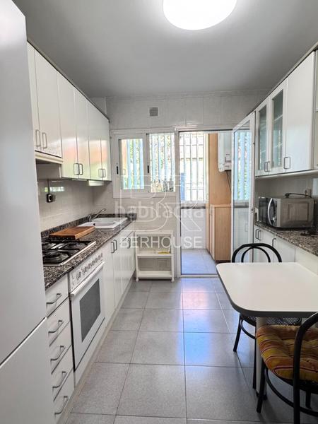 Foto f9c05cdb-7b6c-415b-8143-1372682860d5. Appartamento con parcheggio in Progrés - Pep Ventura Badalona