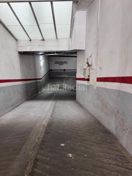 Foto 76481f37-0f8b-4937-bbd0-1a09cb57d71e. Autoparkplatz in Centre Masnou (El)