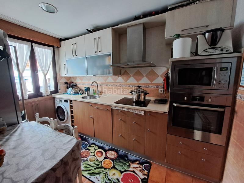 Foto 5b9543f8-8f41-4f8d-bd25-ce571778d71c. Flat with heating in Azeta - Abatxolo Portugalete