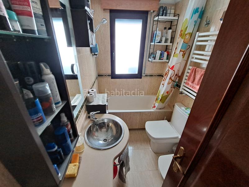 Foto b92e5a75-92a1-4413-91a8-238b21c21a59. Flat with heating in Azeta - Abatxolo Portugalete