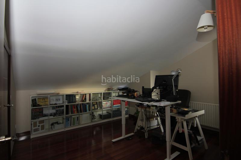 Foto 15cb4abc-8614-4bb1-bed9-13c93aa2759f. Duplex con riscaldamento in Centro Barakaldo