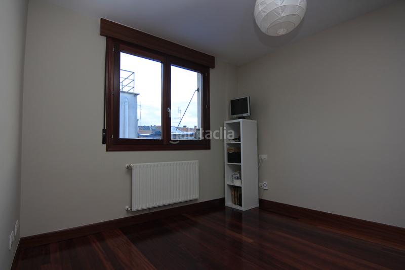 Foto 29f4d046-24c7-4251-a1e5-0ca17c19dd8b. Duplex con riscaldamento in Centro Barakaldo