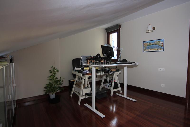 Foto 4bb911af-fae5-4263-8f54-3a7224b8c9f6. Duplex con riscaldamento in Centro Barakaldo