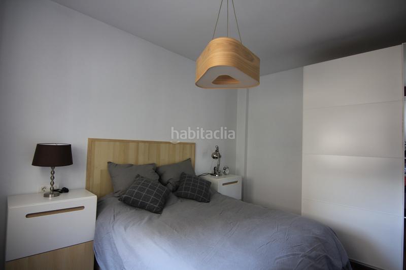 Foto bd34272e-a130-4844-ac18-756ae64f2e68. Duplex con riscaldamento in Centro Barakaldo