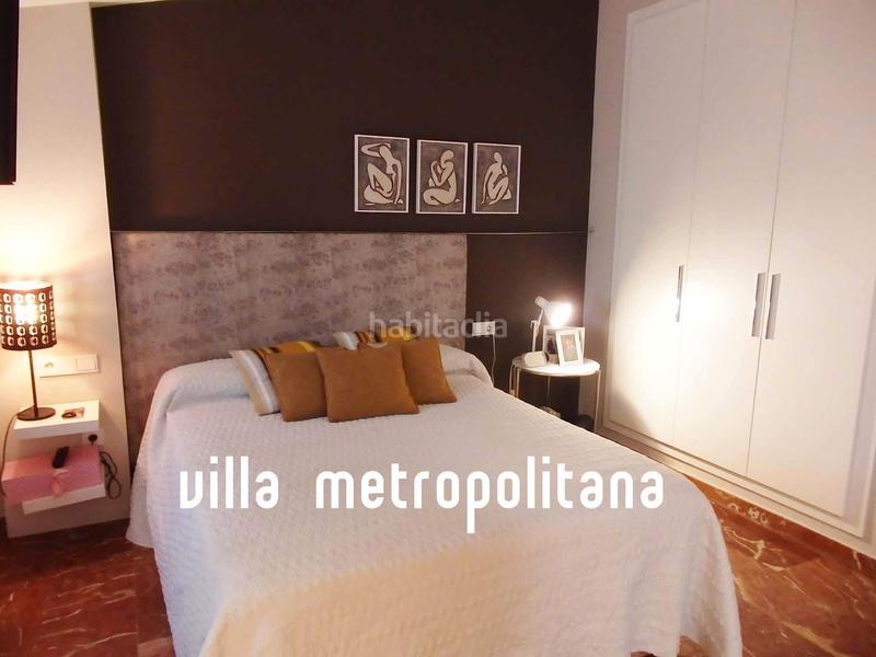 Foto 07d5f6b3-bfe7-4277-b862-f073f5adedd3. Piso vivienda con clase y dos plazas de garaje en Benetússer