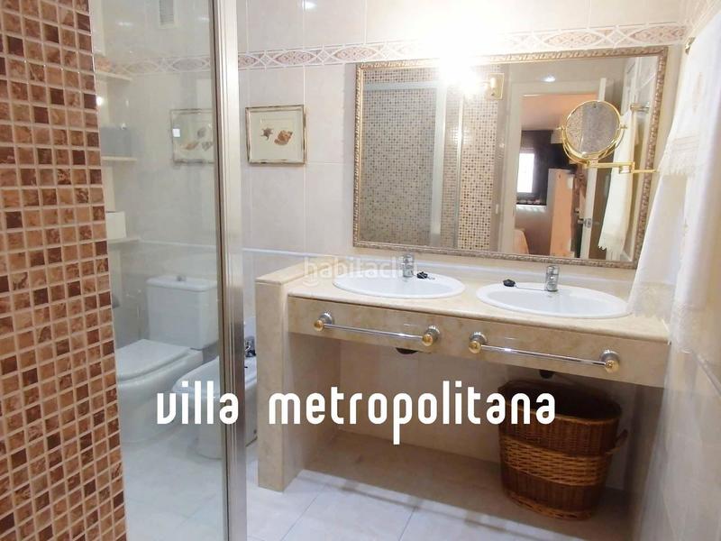 Foto 4c2204fb-33ff-45c4-8203-8678a27ad06f. Piso vivienda con clase y dos plazas de garaje en Benetússer
