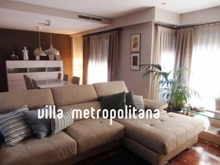 Pis  Calle francisco almarche. Vivienda con clase y dos plazas de garaje