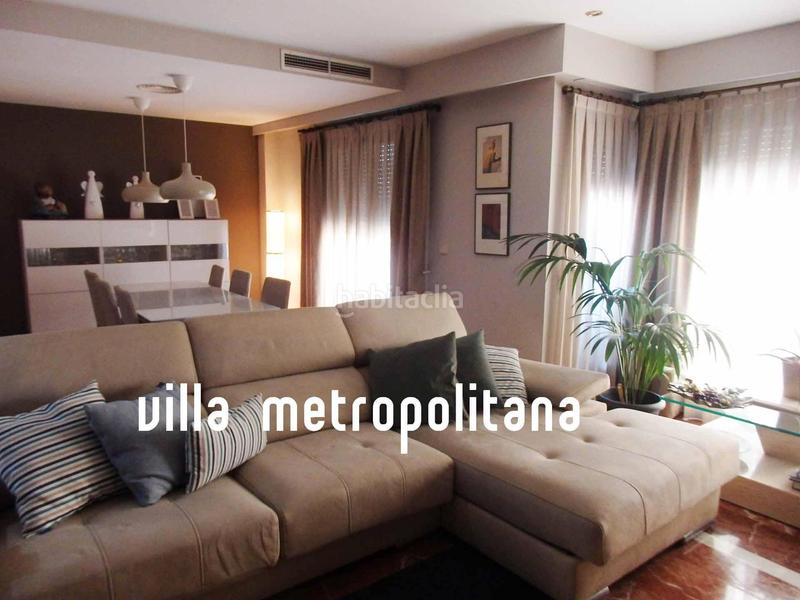 Foto a0665285-3463-4cdd-af2f-8be6b6311e74. Piso vivienda con clase y dos plazas de garaje en Benetússer