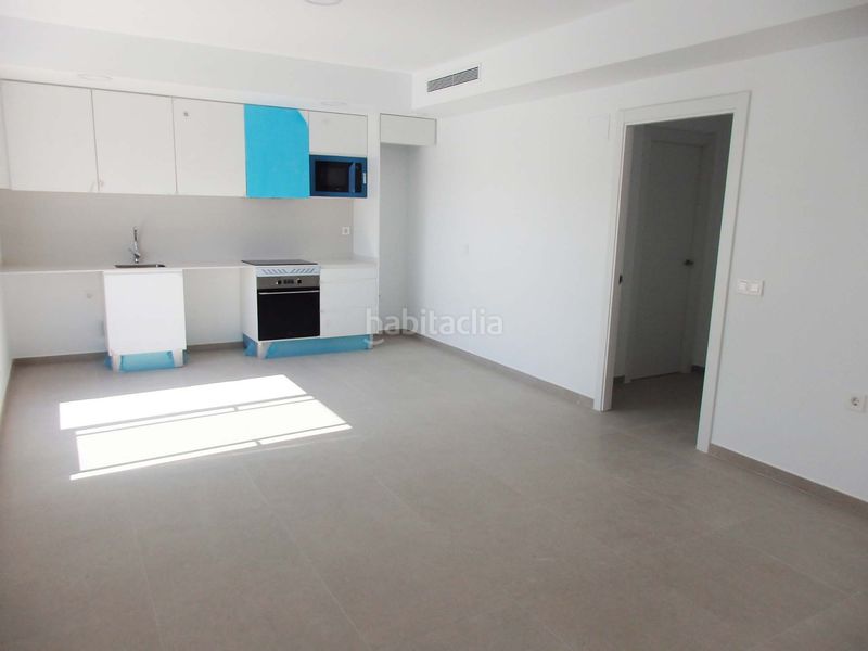 Foto b0929cc5-5844-46df-a750-a14ee81236b9. Àtic a plaça suecia 2 a Metro - Auditorio Paiporta