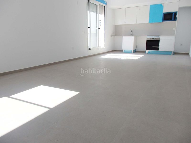 Foto b2ccb9ac-399c-4dec-b09b-a06de43af3c8. Àtic a plaça suecia 2 a Metro - Auditorio Paiporta