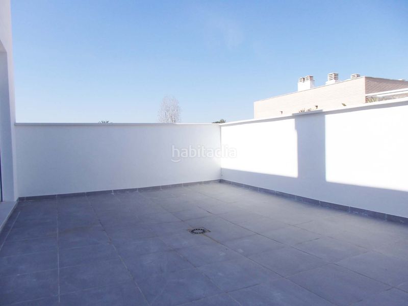 Foto dbde1950-b9b7-43e4-a7db-d535068bc7fd. Àtic a plaça suecia 2 a Metro - Auditorio Paiporta