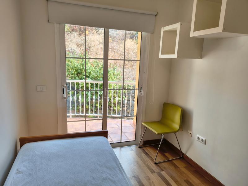 Foto 35438cae-52c0-4a40-a12a-d85ea5ec17b4. Alquiler casa pareada se alquila exclusivo chalet pareado con jardín y piscina comunitaria en La Quinta – en Santa Úrsula