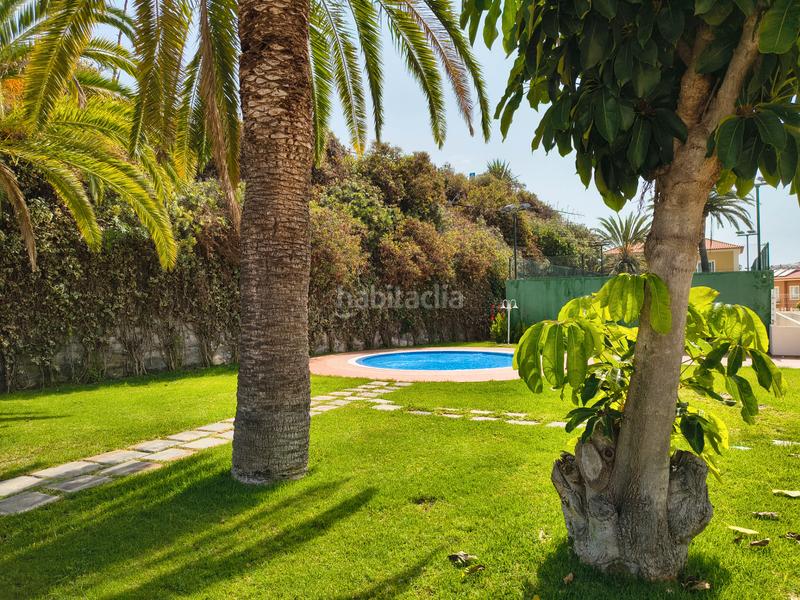 Foto 6637e16f-abf0-4328-9d65-25bf55b9440d. Alquiler casa pareada se alquila exclusivo chalet pareado con jardín y piscina comunitaria en La Quinta – en Santa Úrsula