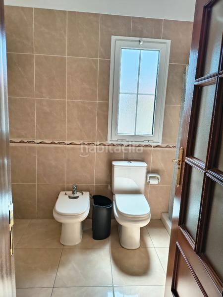 Foto 915f2ac2-aabb-4223-82a2-9043a0b4345b. Alquiler casa pareada se alquila exclusivo chalet pareado con jardín y piscina comunitaria en La Quinta – en Santa Úrsula
