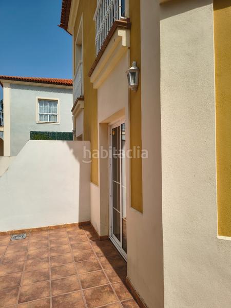 Foto 9c7be066-9c22-4b6f-9af5-1c02a531396b. Alquiler casa pareada se alquila exclusivo chalet pareado con jardín y piscina comunitaria en La Quinta – en Santa Úrsula