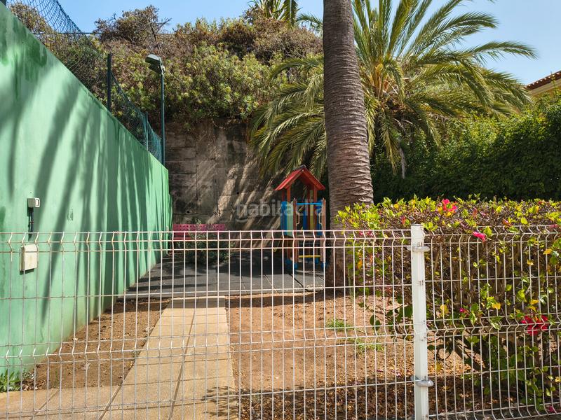 Foto a0083871-d331-498e-918b-4c6eaeef38c8. Alquiler casa pareada se alquila exclusivo chalet pareado con jardín y piscina comunitaria en La Quinta – en Santa Úrsula