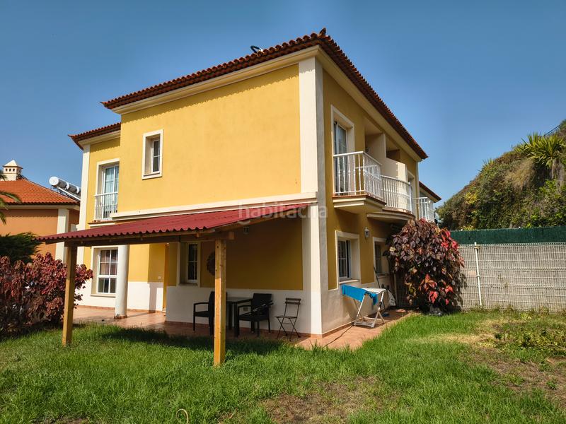 Foto a4bcc65a-6586-4022-a1e3-fa957bee534b. Alquiler casa pareada se alquila exclusivo chalet pareado con jardín y piscina comunitaria en La Quinta – en Santa Úrsula