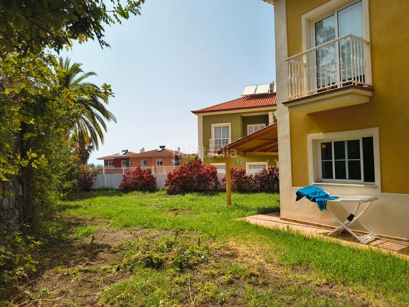 Foto ab4cd686-a002-456d-a605-0cc80e88ad26. Alquiler casa pareada se alquila exclusivo chalet pareado con jardín y piscina comunitaria en La Quinta – en Santa Úrsula