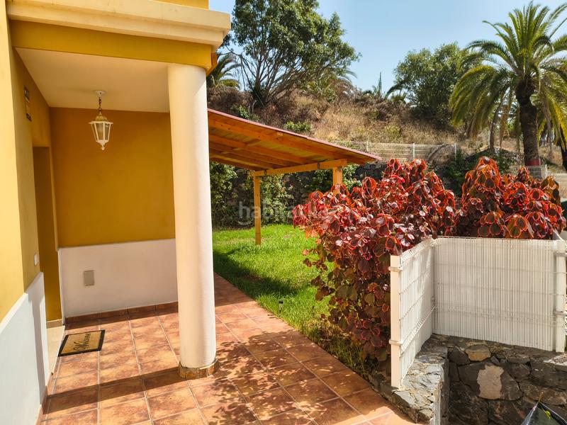Foto d428950f-a841-41e8-9cf8-dbc29db31f56. Alquiler casa pareada se alquila exclusivo chalet pareado con jardín y piscina comunitaria en La Quinta – en Santa Úrsula