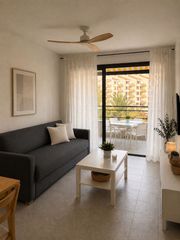 Lloguer Apartament  Avenida ámsterdam. Luminoso apartamento con balcón a pocos minutos de la playa | lo