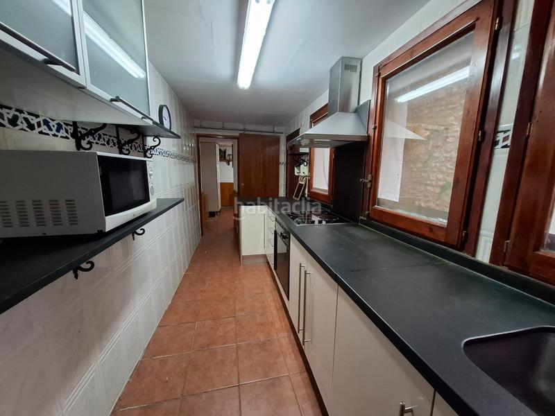 Foto ef54b808-8e06-4c2d-8999-249ae2f8f13a. Casa adossada a Grisel