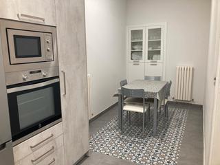 Appartamento  Calle marrodán. Amplio piso muy centrio en tarazona