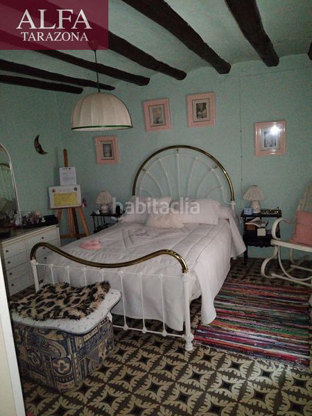 Foto bb8a9823-ddc7-41fe-89b3-04477424e397. Casa  para entrar a vivir en Novallas