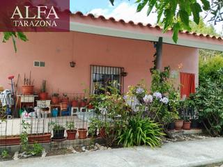 Masia en Novallas. Finca rustica con casa en novallas