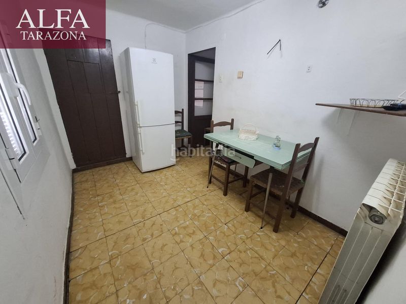 Foto bb00055d-9c86-4364-acc8-1d3998daf183. Casa a Novallas