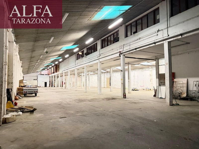 Foto f6dd515b-6fde-473e-83b7-3ea877e40506. Nau industrial a Tarazona
