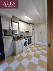 Appartement à Tarazona. Piso céntrico con dos dormitorios y terraza
