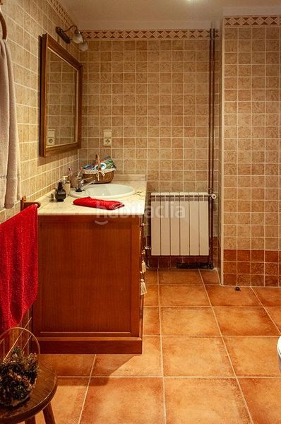 Foto ad0ca6a7-3e31-4de6-ba26-fa2ab0cdbcc6. Casa amb calefacció a Vera de Moncayo