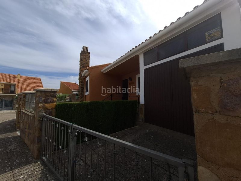 Foto 7a6ae871-7112-41e0-99ac-dccd09961352. Casa amb piscina a Añón de Moncayo